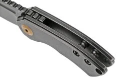 Kansept Mini Korvid K3030A6 Blackwashed CPM-S35VN, Black Titanium Navaja, Diseño Justin Koch 16 Kansept Mini Korvid K3030A6 Blackwashed CPM-S35VN, Black Titanium Navaja, Diseño Justin Koch -Knives And Tools Comercio KSK3030A6 07 kansept