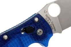 Spyderco Manix 2 Translucent Blue PE - C101PBL2 17 Spyderco Manix 2 Translucent Blue PE - C101PBL2 -Knives And Tools Comercio SPC101PBL2 07 spyderco manix 2 spc101pbl2 07