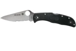 Spyderco Endela Thin Red Line C243FPSBKRD Navaja Parcialmente Dentada