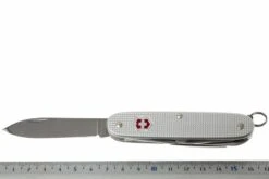 Victorinox Pioneer Farmer Alox 0.8241.26 Navaja Suiza -Knives And Tools Comercio VT 8241 26 05 victorinox farmer vt 8241 26 d5