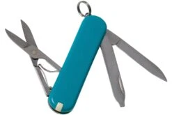 Victorinox Classic SD Colours, Mountain Lake 0.6223.23G Swiss Navaja -Knives And Tools Comercio VT0 6223 23G 02 victorinox