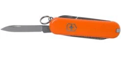 Victorinox Classic SD Colors, Mango Tango 0.6223.83G Swiss Navaja -Knives And Tools Comercio VT0 6223 83G 03 victorinox