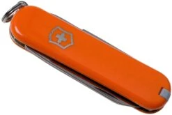 Victorinox Classic SD Colors, Mango Tango 0.6223.83G Swiss Navaja -Knives And Tools Comercio VT0 6223 83G 04 victorinox
