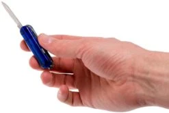 Victorinox Midnite Manager Azul Transparente 0.6366.T2 Navaja Suiza -Knives And Tools Comercio VT0 6366 T2 06 victorinox vt0 6366 t2 06