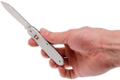 Victorinox Pioneer Solo Alox Plata 0.8000.26 Navaja Suiza -Knives And Tools Comercio VT0 8000 26 07 victorinox vt0 8000 26 07