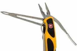 Victorinox RangerGrip Boatsman Amarillo-negro 0.9798.MWC8 Navaja Suiza -Knives And Tools Comercio VT0 9798 MWC8 03 victorinox rangergrip boatsman vt0 9798 mwc8 d3