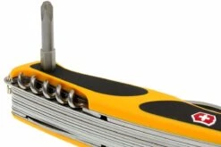Victorinox RangerGrip Boatsman Amarillo-negro 0.9798.MWC8 Navaja Suiza -Knives And Tools Comercio VT0 9798 MWC8 05 victorinox rangergrip boatsman vt0 9798 mwc8 d5