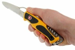 Victorinox RangerGrip Boatsman Amarillo-negro 0.9798.MWC8 Navaja Suiza -Knives And Tools Comercio VT0 9798 MWC8 06 victorinox rangergrip boatsman vt0 9798 mwc8 d6