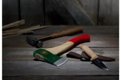 Hultafors 325 Anniversary Limited Edition Axe, 840011, Hacha De Mano -Knives And Tools Comercio anniversary environment1 5