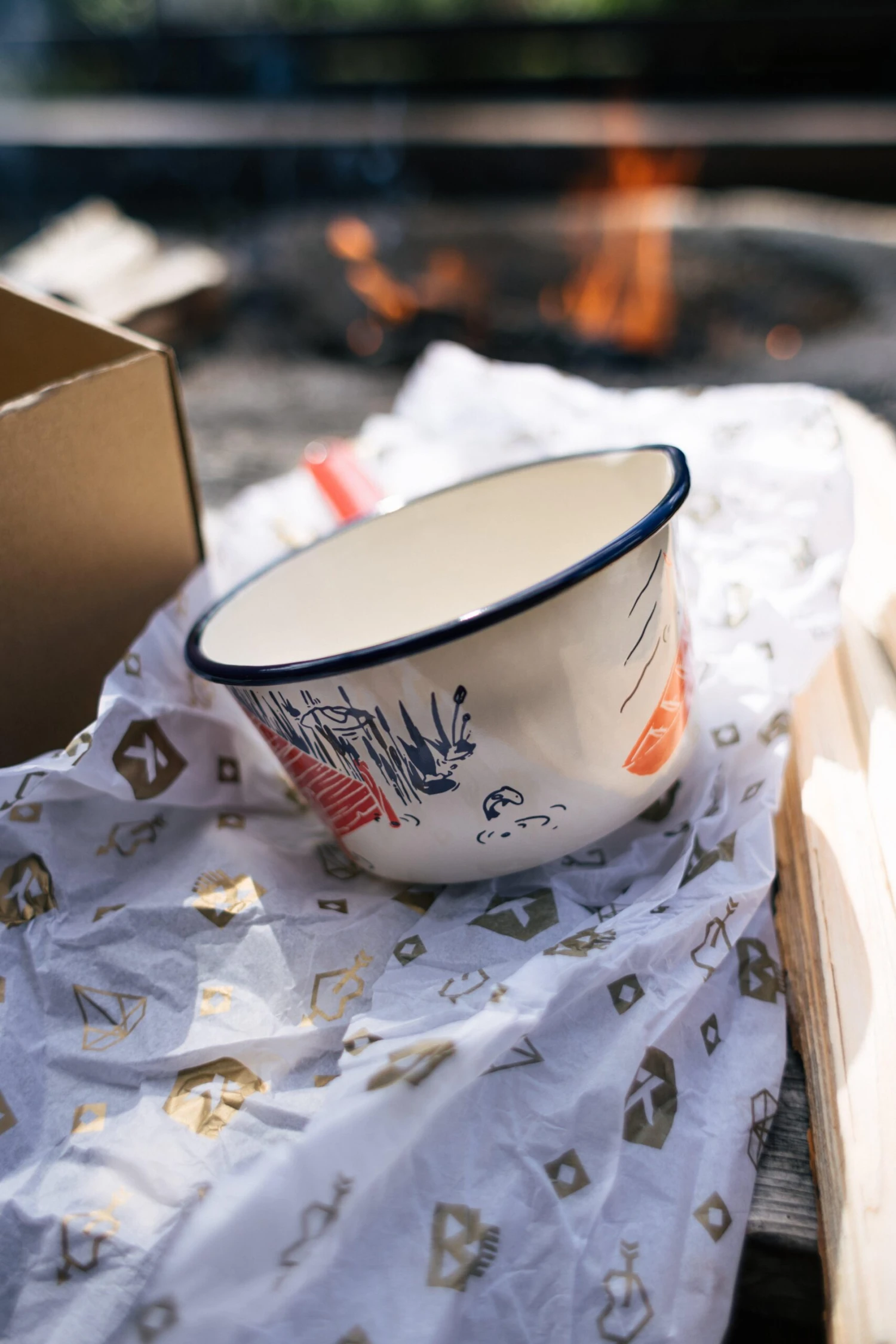 Knivesandtools Enamel Saucepan E-SP14-01, 14 Cm, Cacerola Esmaltada 9 Knivesandtools Enamel Saucepan E-SP14-01, 14 Cm, Cacerola Esmaltada - Imagen 7